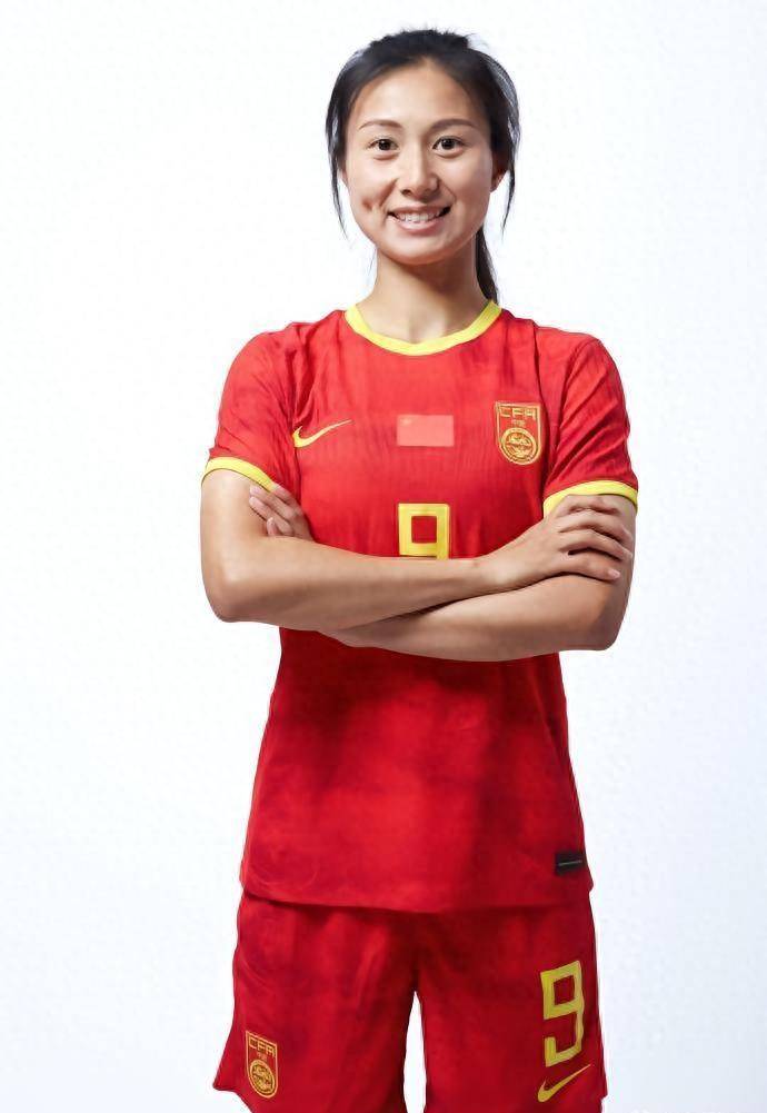 美属维尔京群岛女足球员因伤退赛,球队人员不足! 美属维尔京群岛女足球员因伤退赛,球队人员不足!