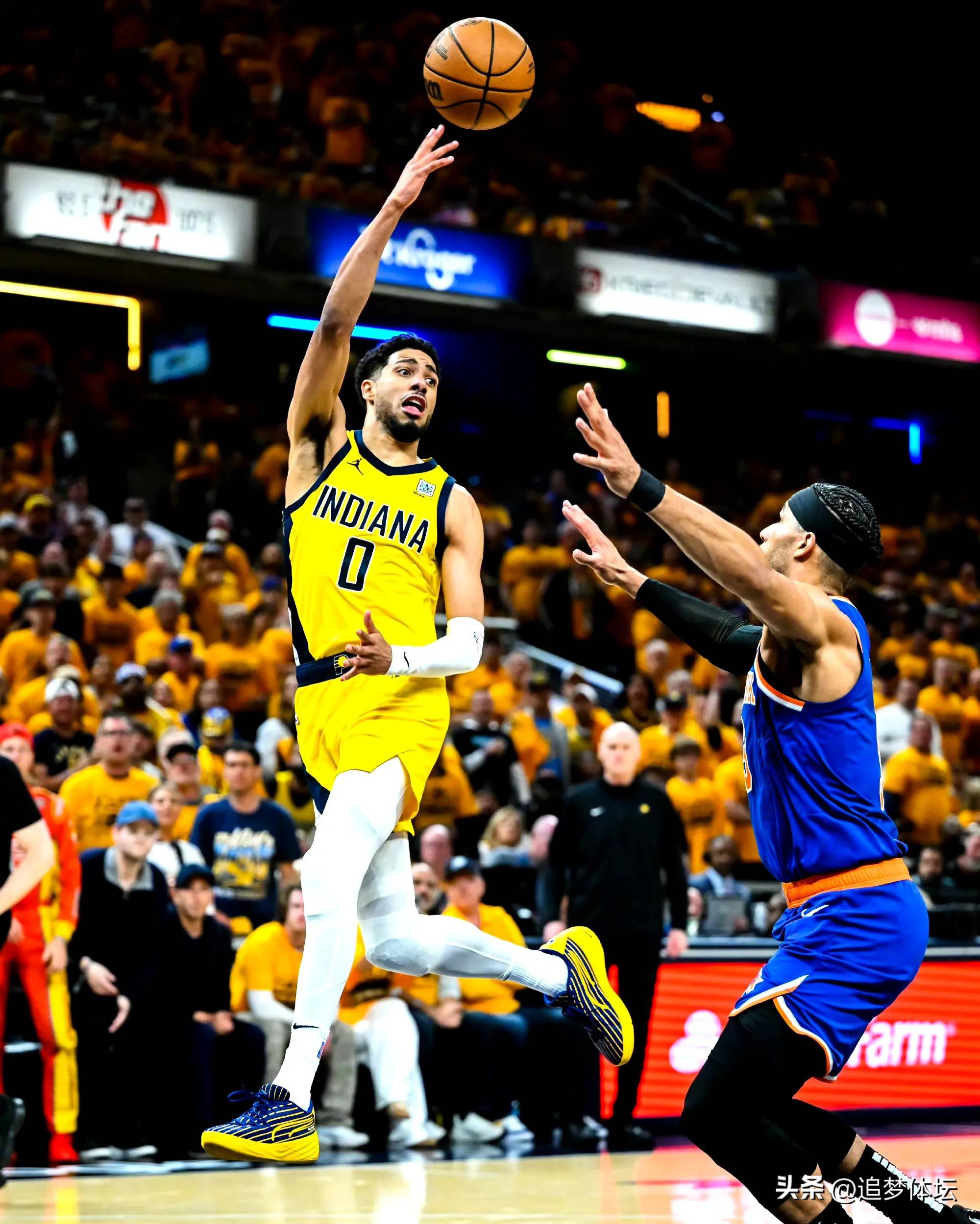 包含魔术以超强表现逆转篮网，晋级东部决赛的词条