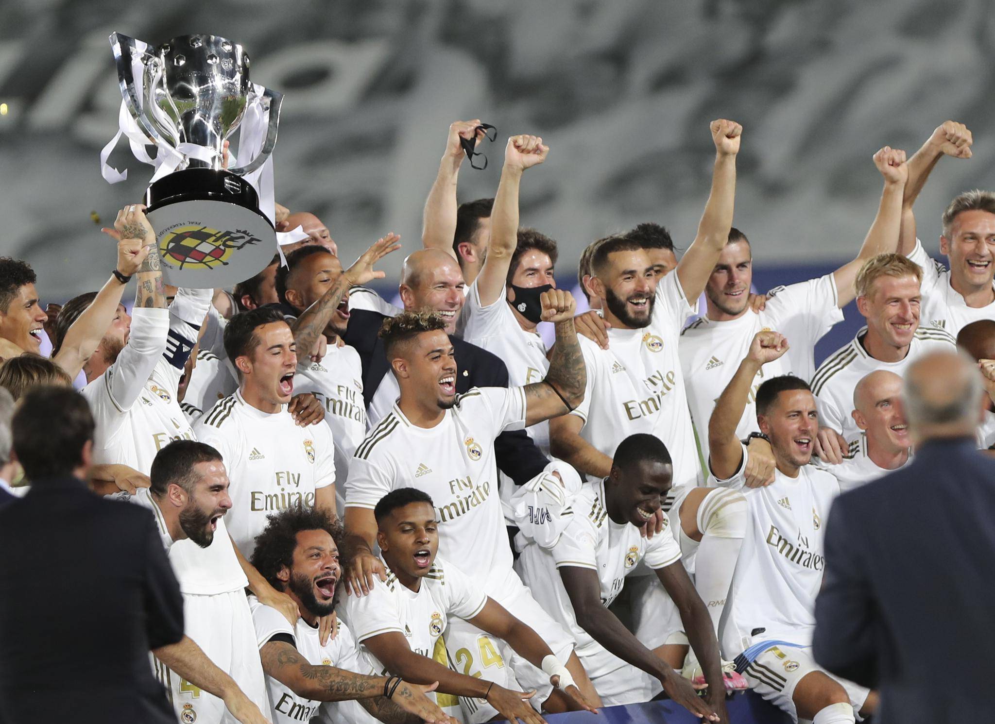 瓦伦西亚主场取胜，振奋士气