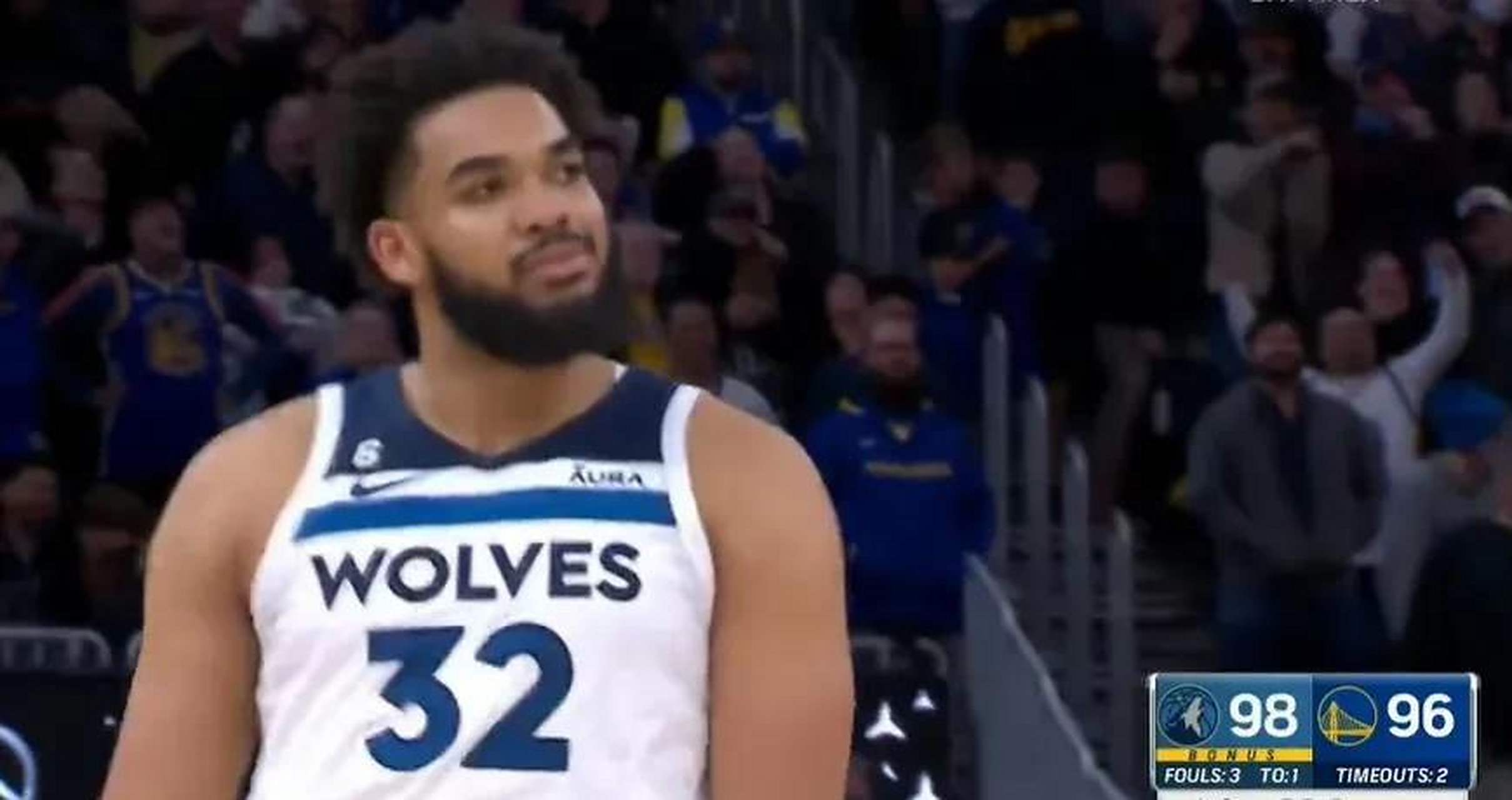 关于森林狼力克猛龙，唐斯大号手帕的信息