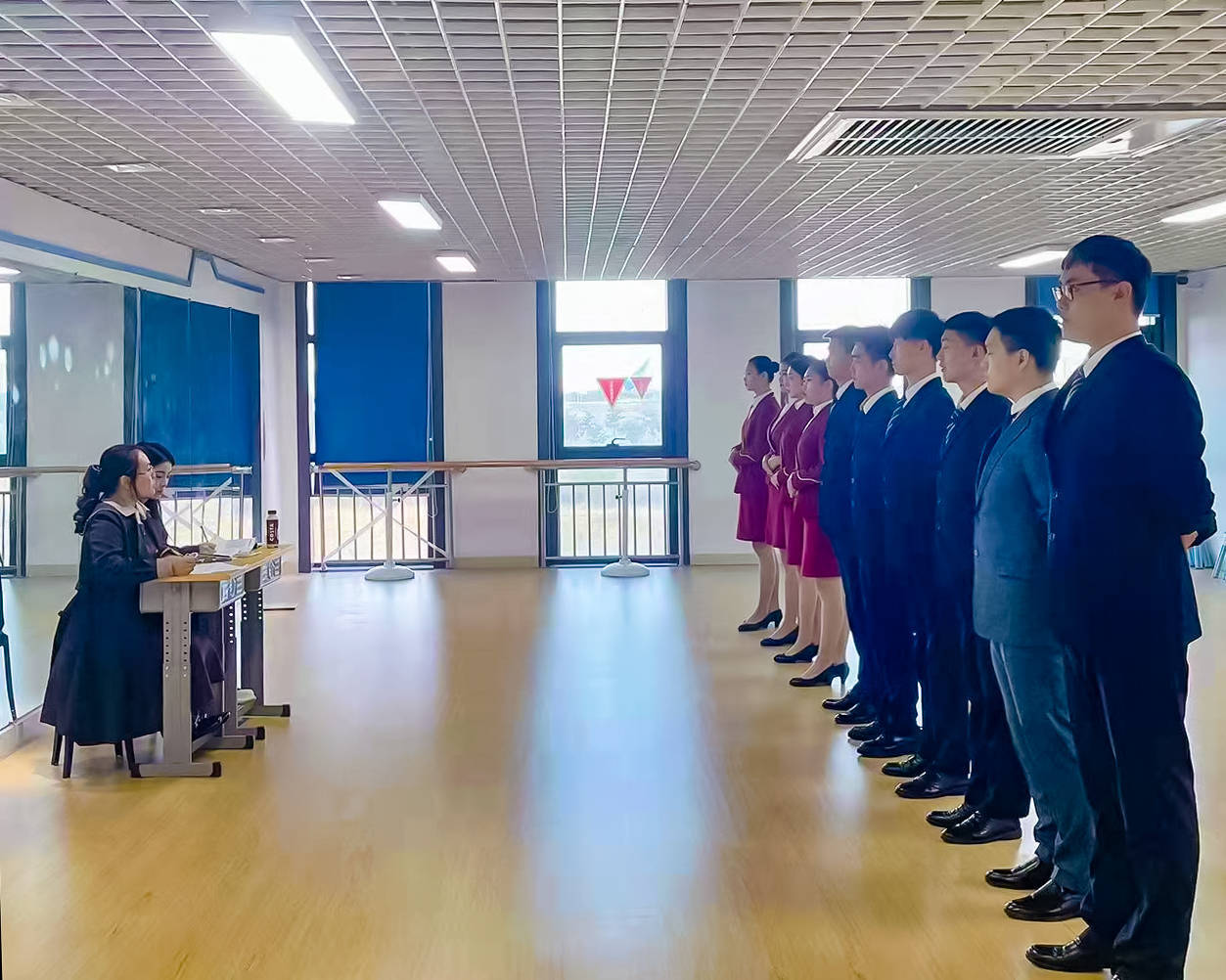 战术大讲究，教练临场布局有妙招