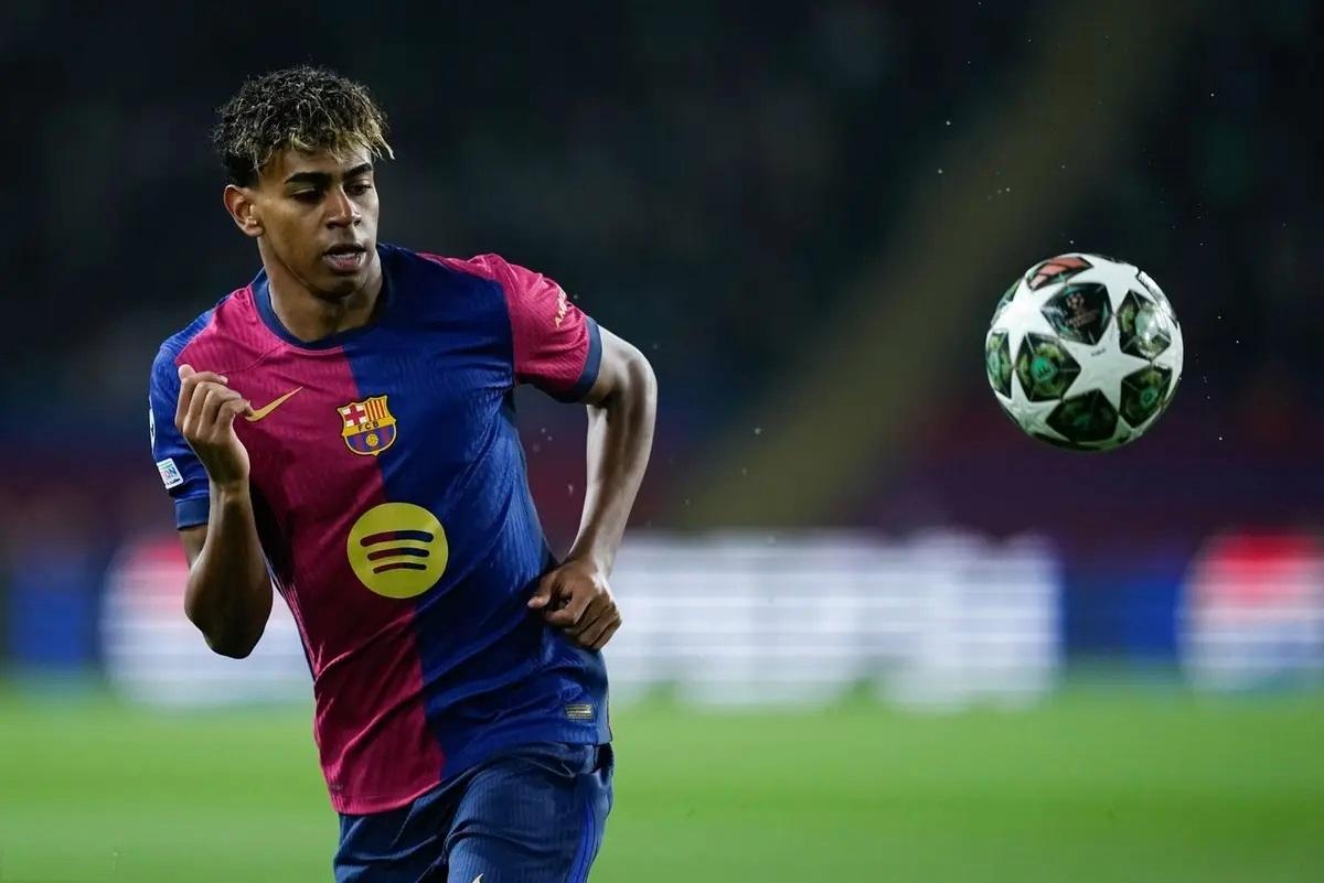 米兰体育网站-皇马负于比利亚雷亚尔，巴萨渐入佳境